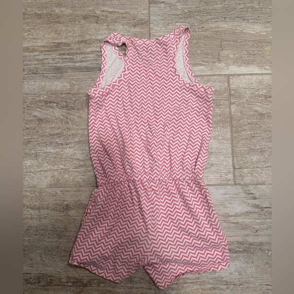 GAP Kids Pink and White Chevron Romper - Picture 3 of 3